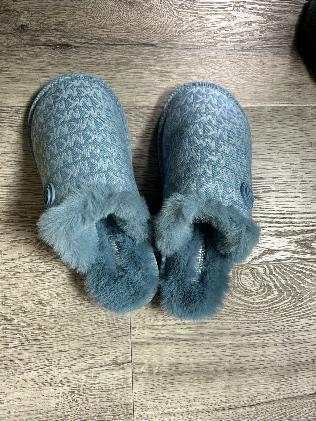 Michael Kors Dusty Blue Mk Logo Faux-Fur Clog Slippers